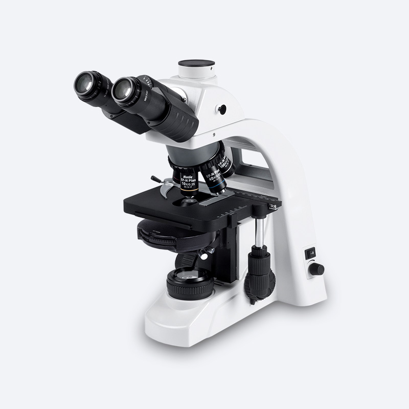 Microscopio trinocular PC800